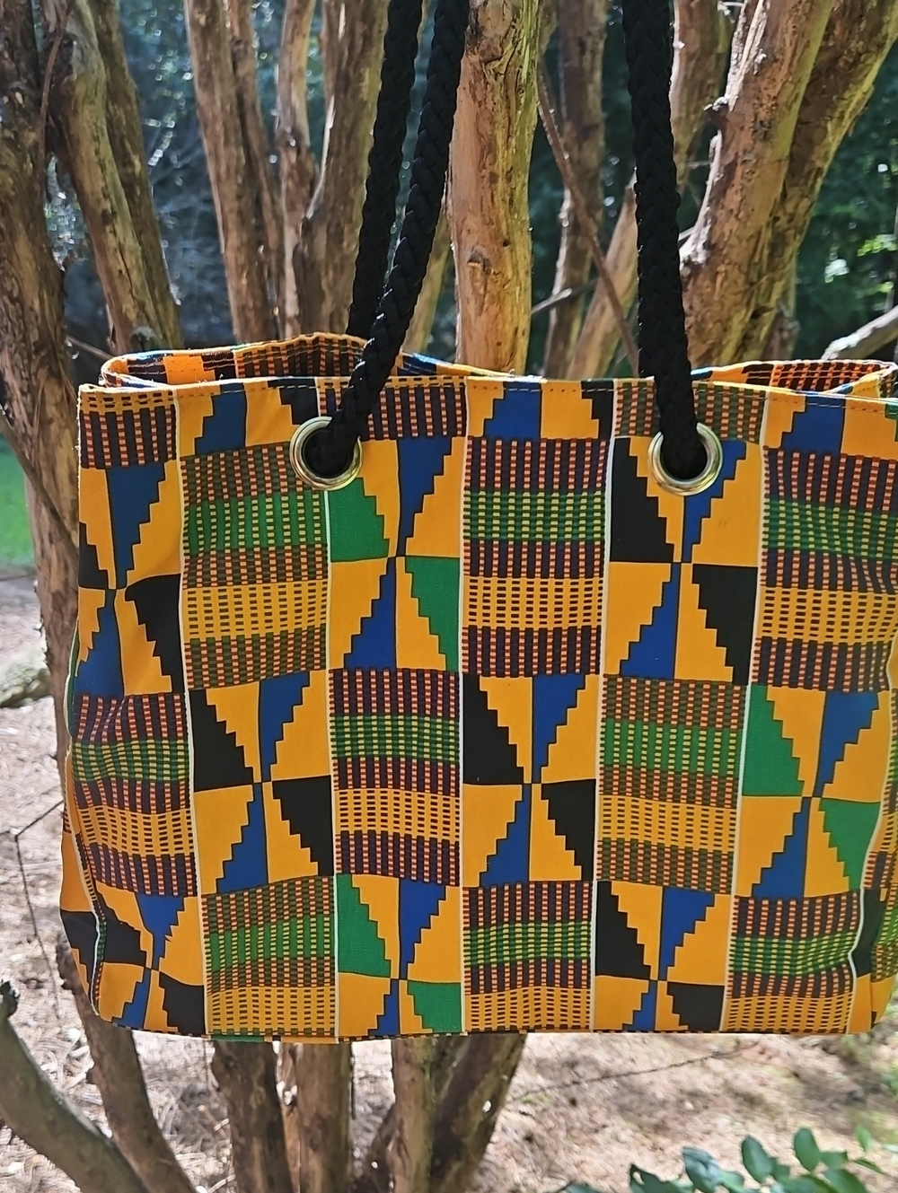 *Vintage 1993 Avon Multicolor Kente-Print Tote with Black Rope Handles